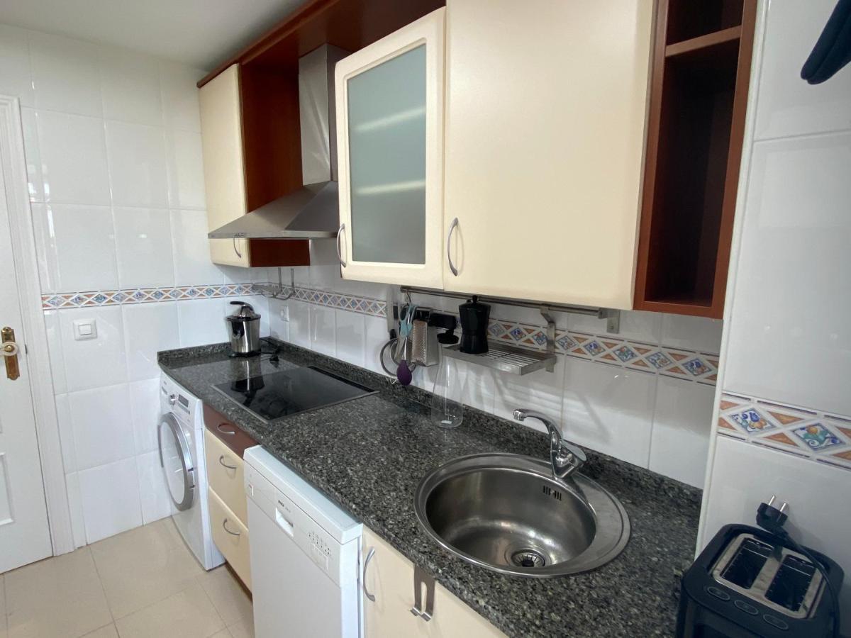 Apartamento Ideal A La Entrada De Salamanca !!! Santa Marta de Tormes Bagian luar foto